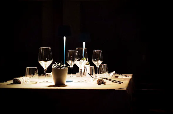 Dinner in the Dark Wien